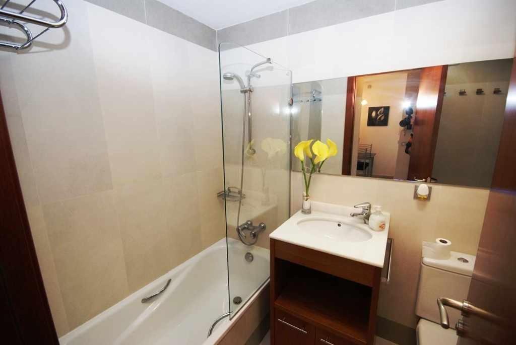 Apartamento 2 Excelente Residencial *